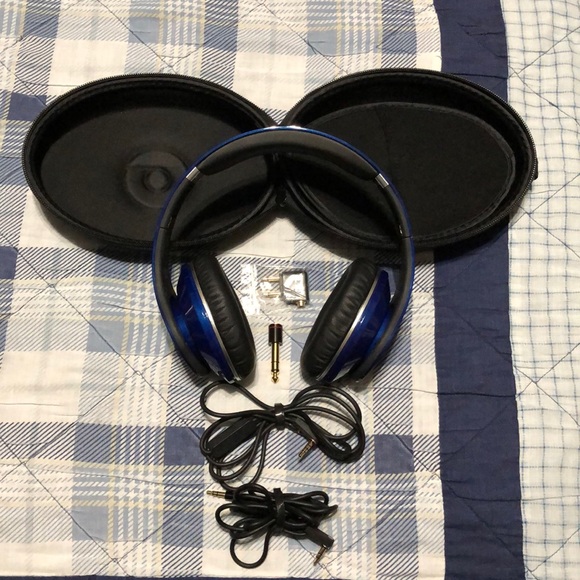RAREMonsterStudioWiredOver EarBeats by Dr. Dre
